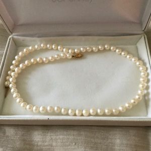 Pearls 17 inches